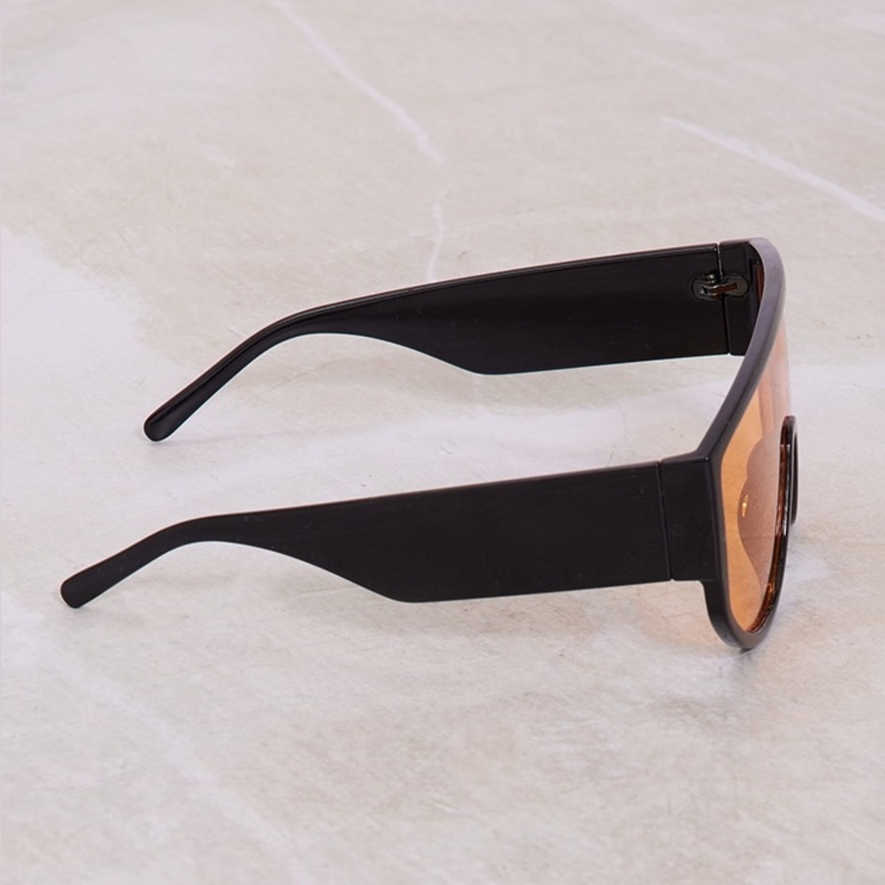 NEW PrettyLittleThing Black With Orange Lens Oversized Visor Sunglasses UVA/UVB - Picture 3 of 11